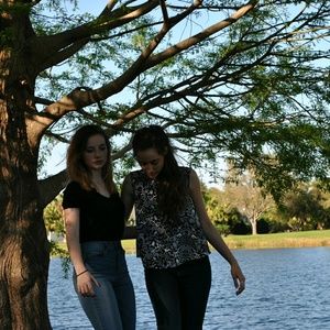 Meet your Posher, Charlotte